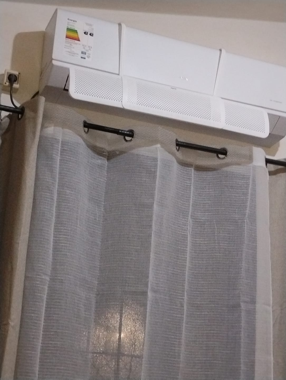 Customer photo review of Deflector Disperser para Aire Acondicionado Milgenial
