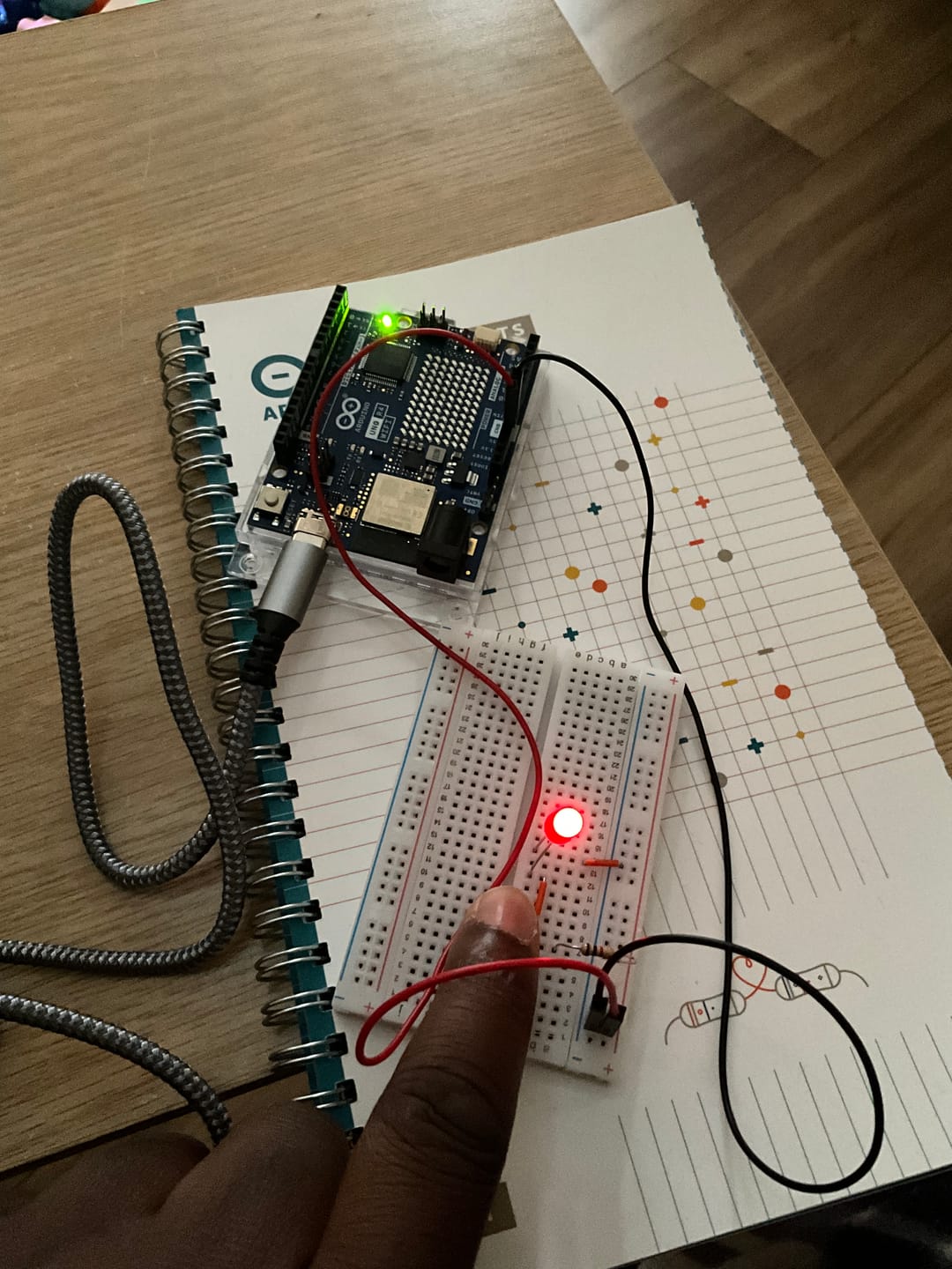 Customer photo review of Arduino Starter Kit R4