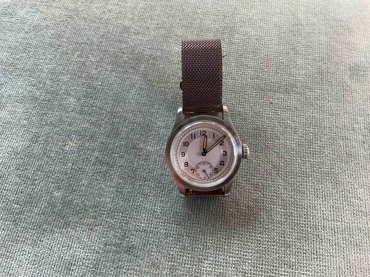 Customer photo review of HOU H1 - Vintage Field Watch Automatic | White · Ivory