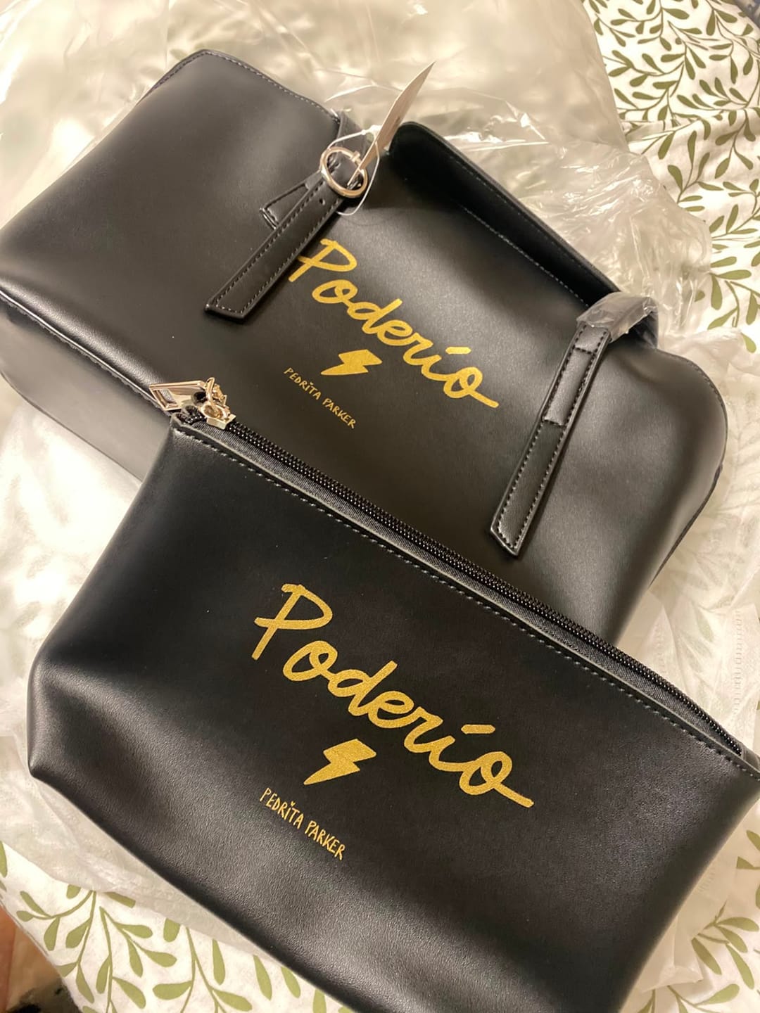 Customer photo review of Bolso con Neceser Poderío