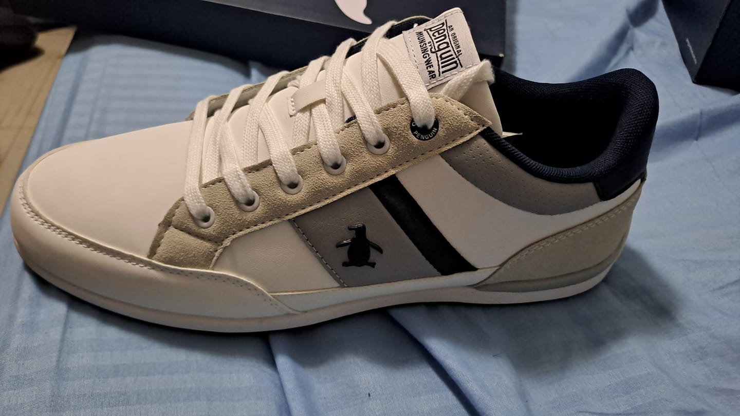 Customer photo review of Tenis Style Bruce Blanco con Azul