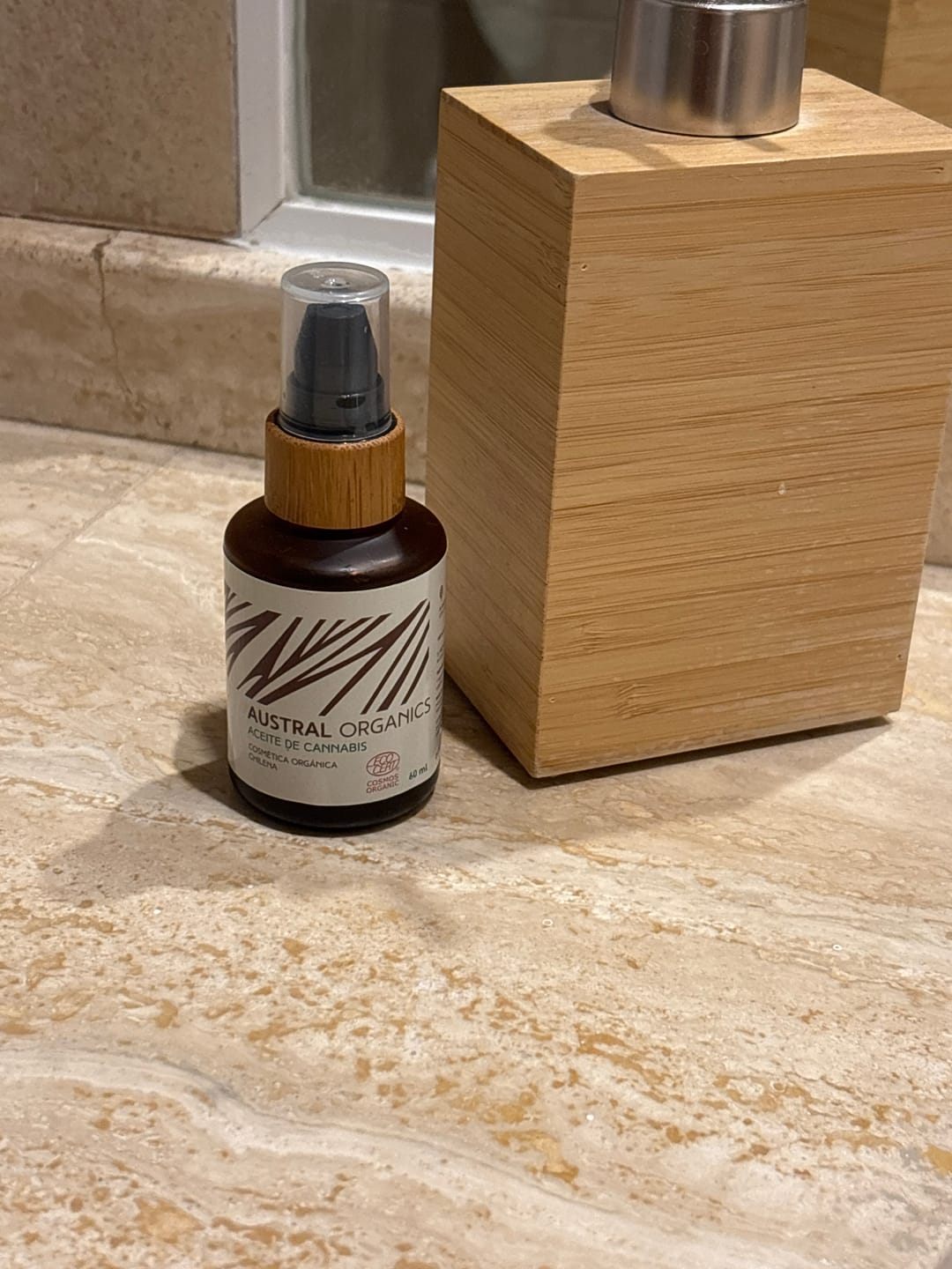 Customer photo review of Aceite Cannabis piel grasa y acne