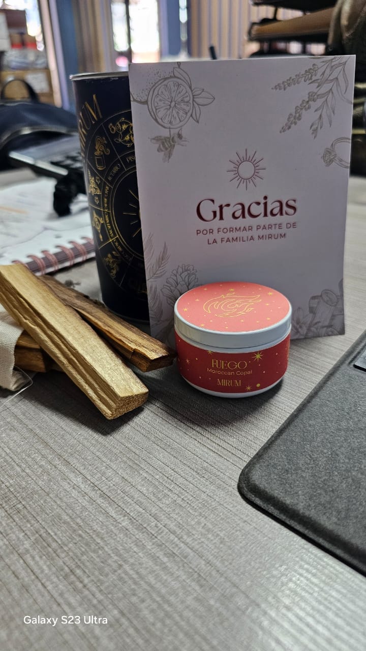 Customer photo review of Mirum Astrología