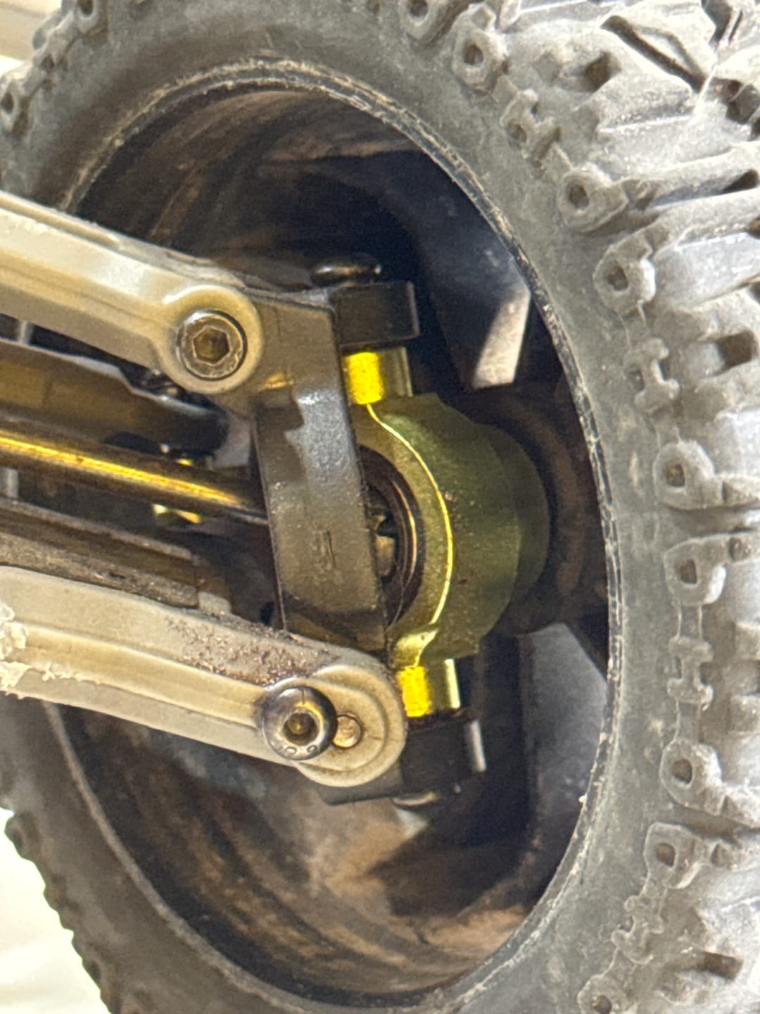 Customer photo review of Aluminum Front Steering Hub For RZ001 and XTS-F10