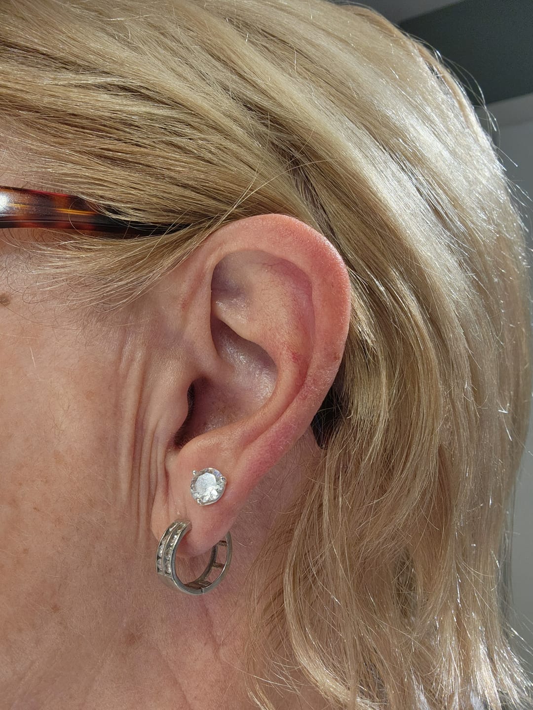 Customer photo review of Round-Cut Solitaire Stud Earrings