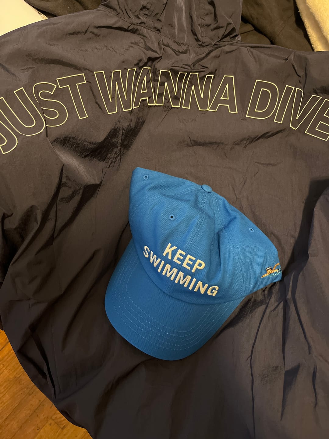 Customer photo review of [3RD PRE-ORDER] BTS - SWIM OFFICIAL MD BALL CAP (BLUE)
