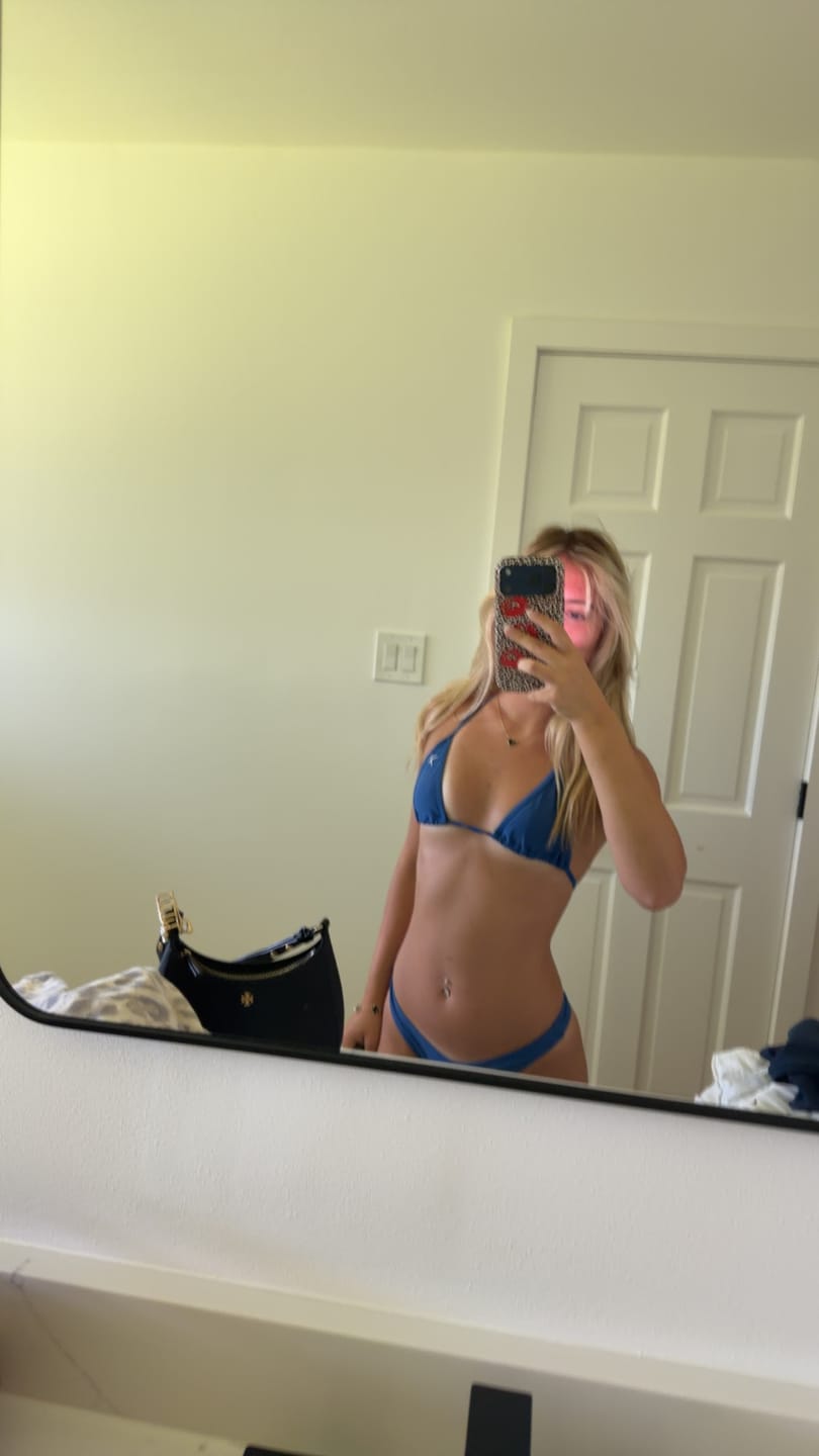 Customer photo review of Laguna Blue Bikini Top II