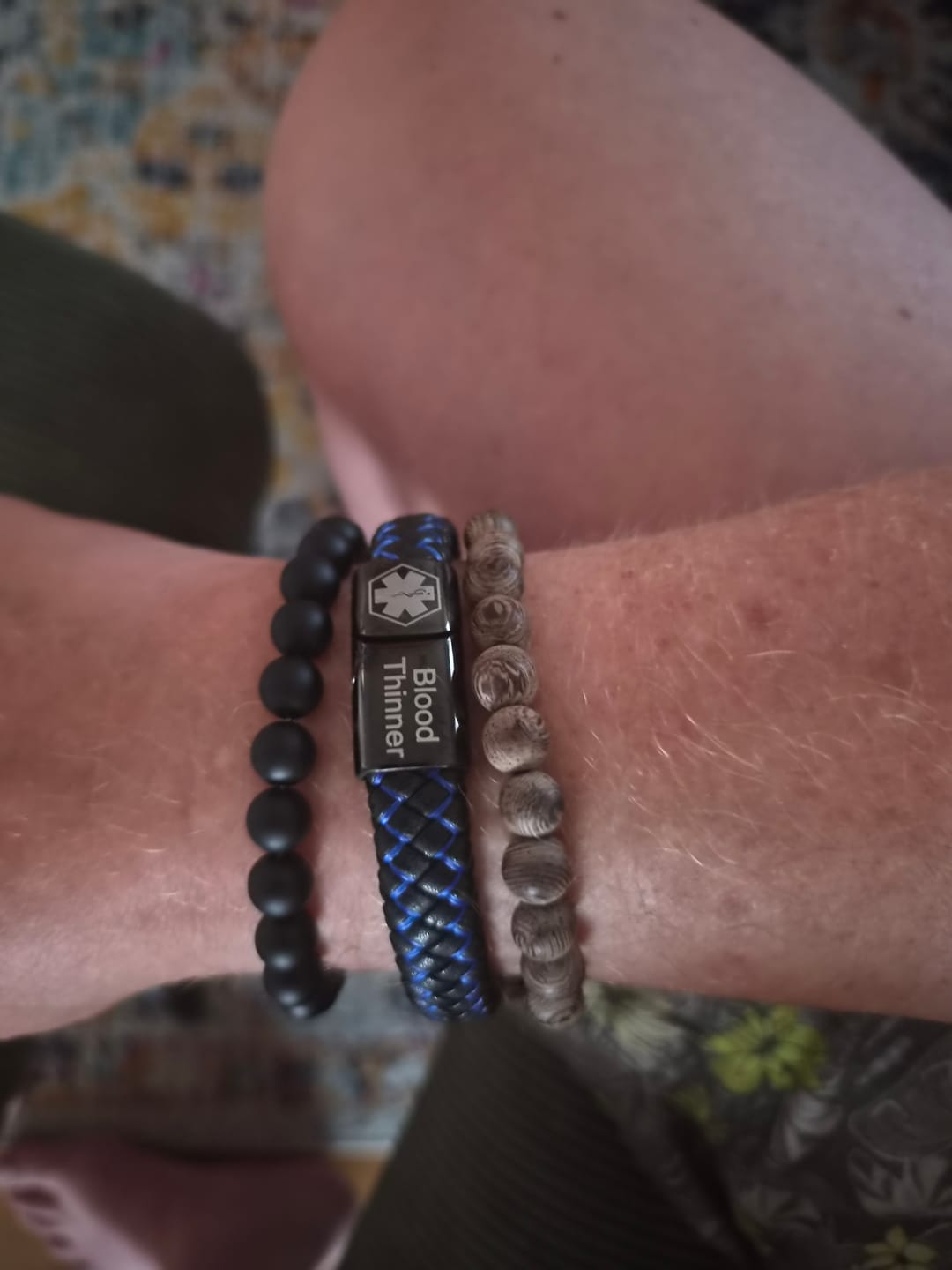 Customer photo review of Medizinisches Notfallarmband