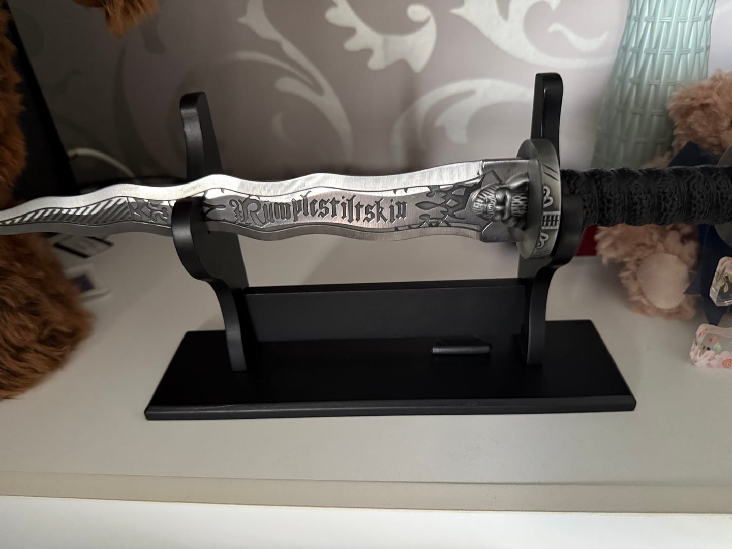 Customer photo review of Once Upon A Time - Rumplestiltskin's Dark One Dagger