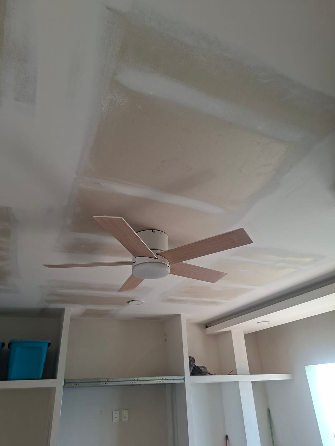 Customer photo review of Ventilador de Techo Vicinity con Luz LED 52 Pulgadas