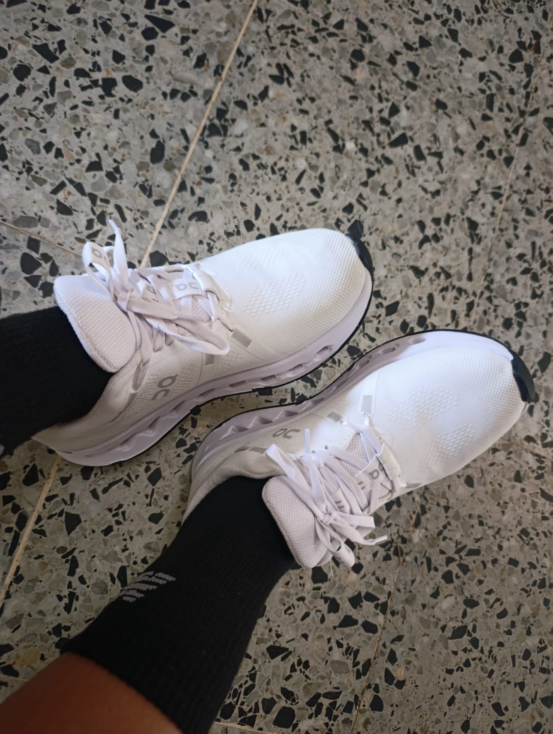 Customer photo review of ON CLOUDRUNNER