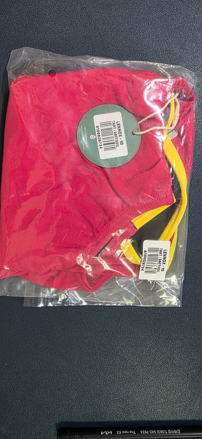 Customer photo review of LENNOX ONE PIECE - Tart|Daffodil