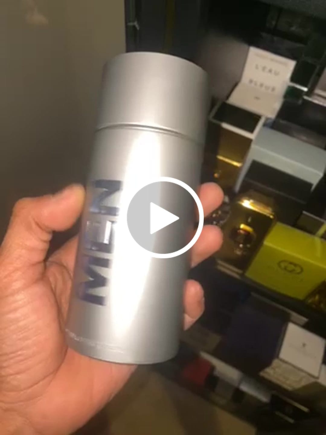 Customer video review of Carolina Herrera 212 NYC Eau de Toilette Spray for Men