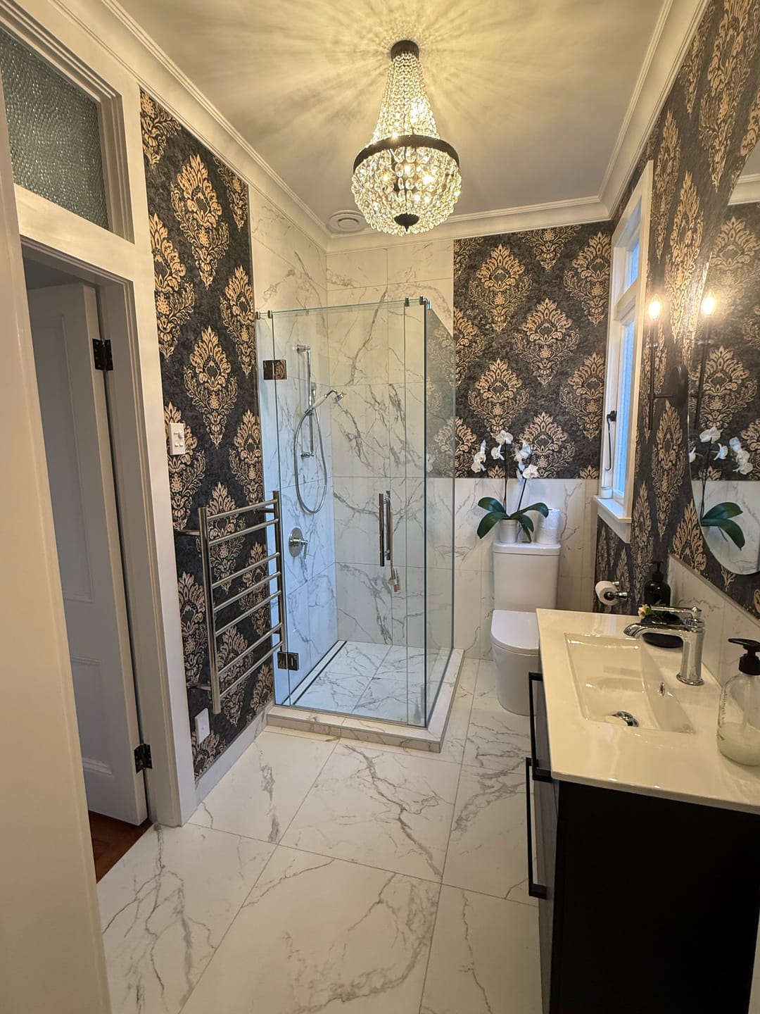 Customer photo review of St. Petersberg Baroque Wallpaper - Navy