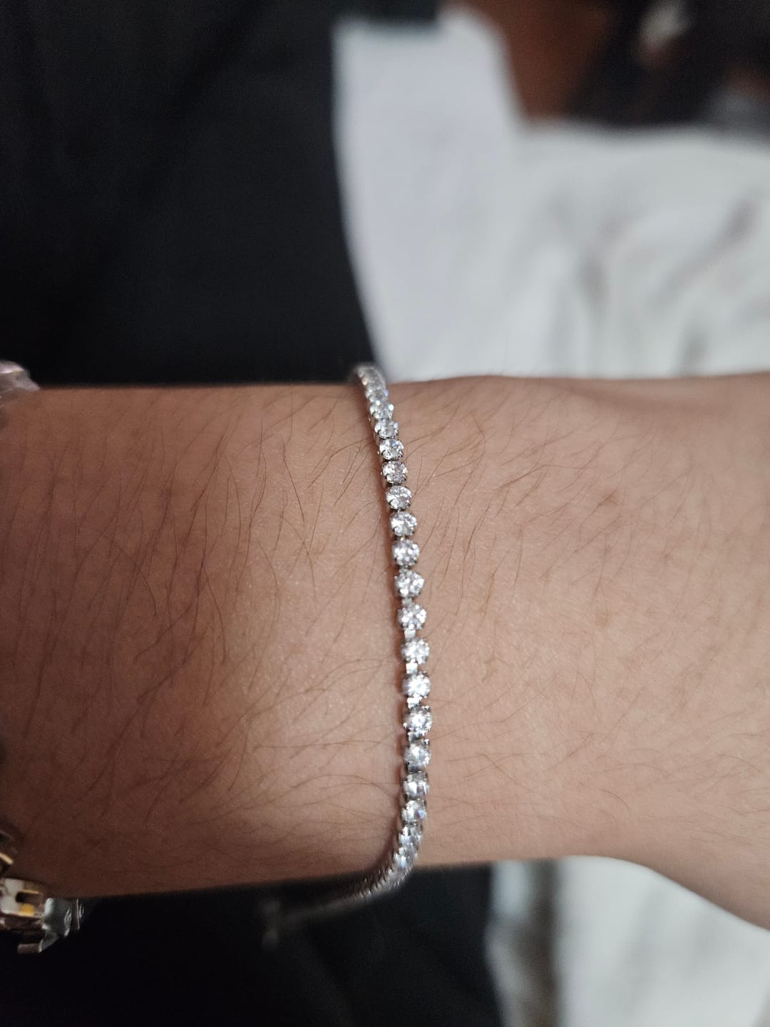 Customer photo review of Pulsera Junya Mini Plata + Zirconia