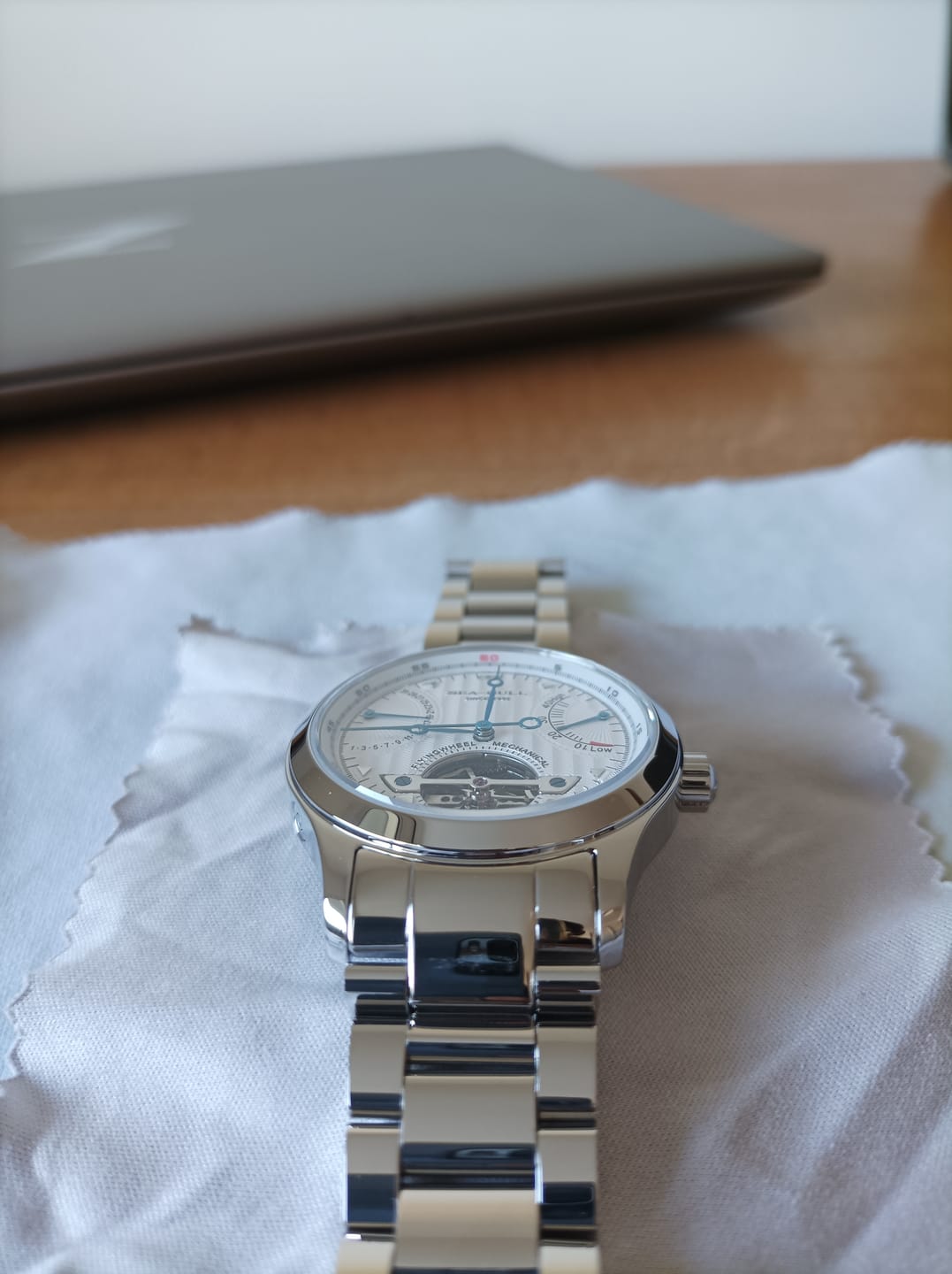 Customer photo review of Master Series | Complete Calendar | Open Heart Legend | Week Display | 39mm