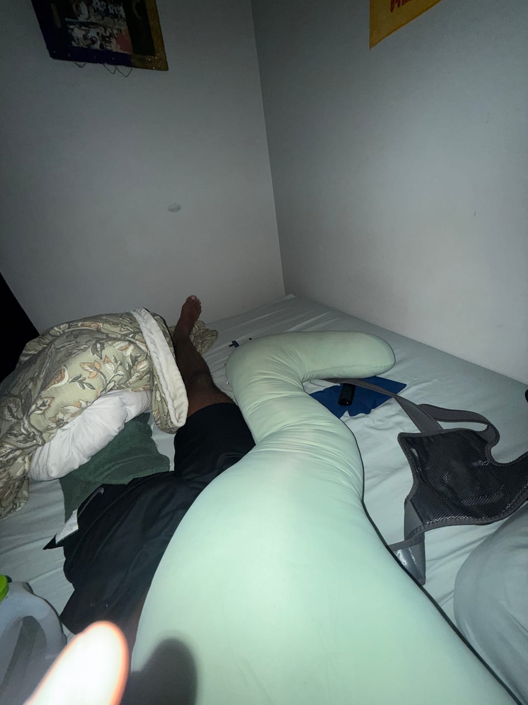 Customer photo review of BodyAlign Plus+ Cooling Pillow