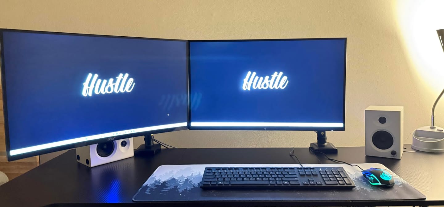 Customer photo review of 2-in-1 Laptop & Monitor Desk Mount