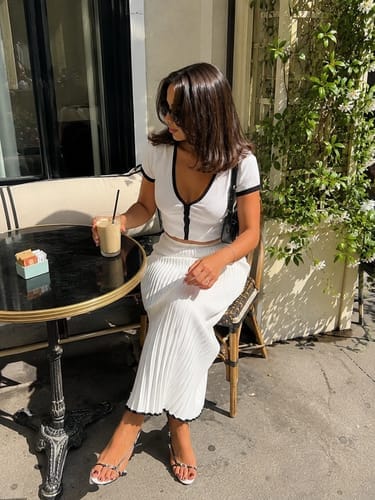 Customer photo review of Işıltılı İnci Kolye Gümüş Renk Zarif Tasarım