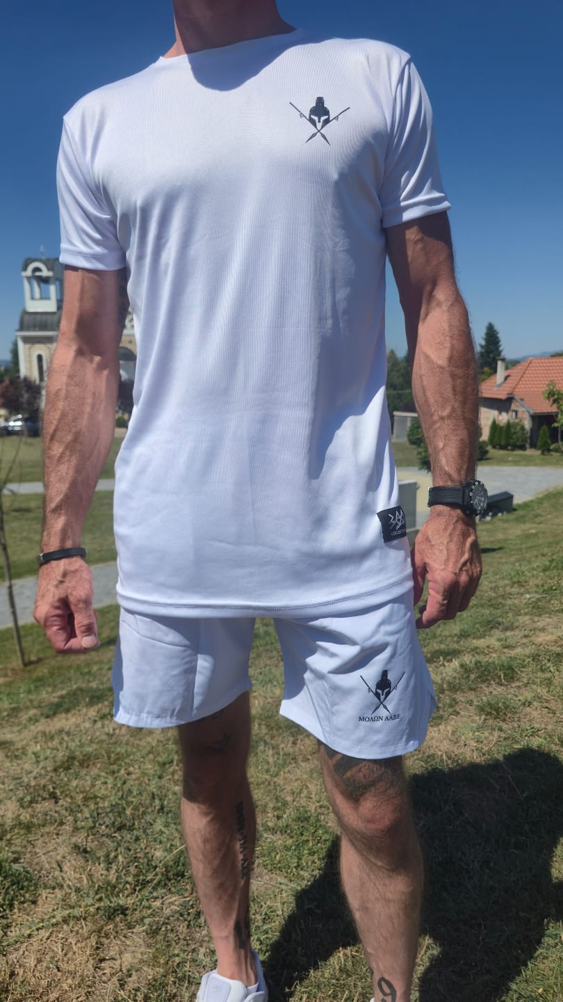 Customer photo review of 300 T-Shirt - Arctic White (Performance Line)