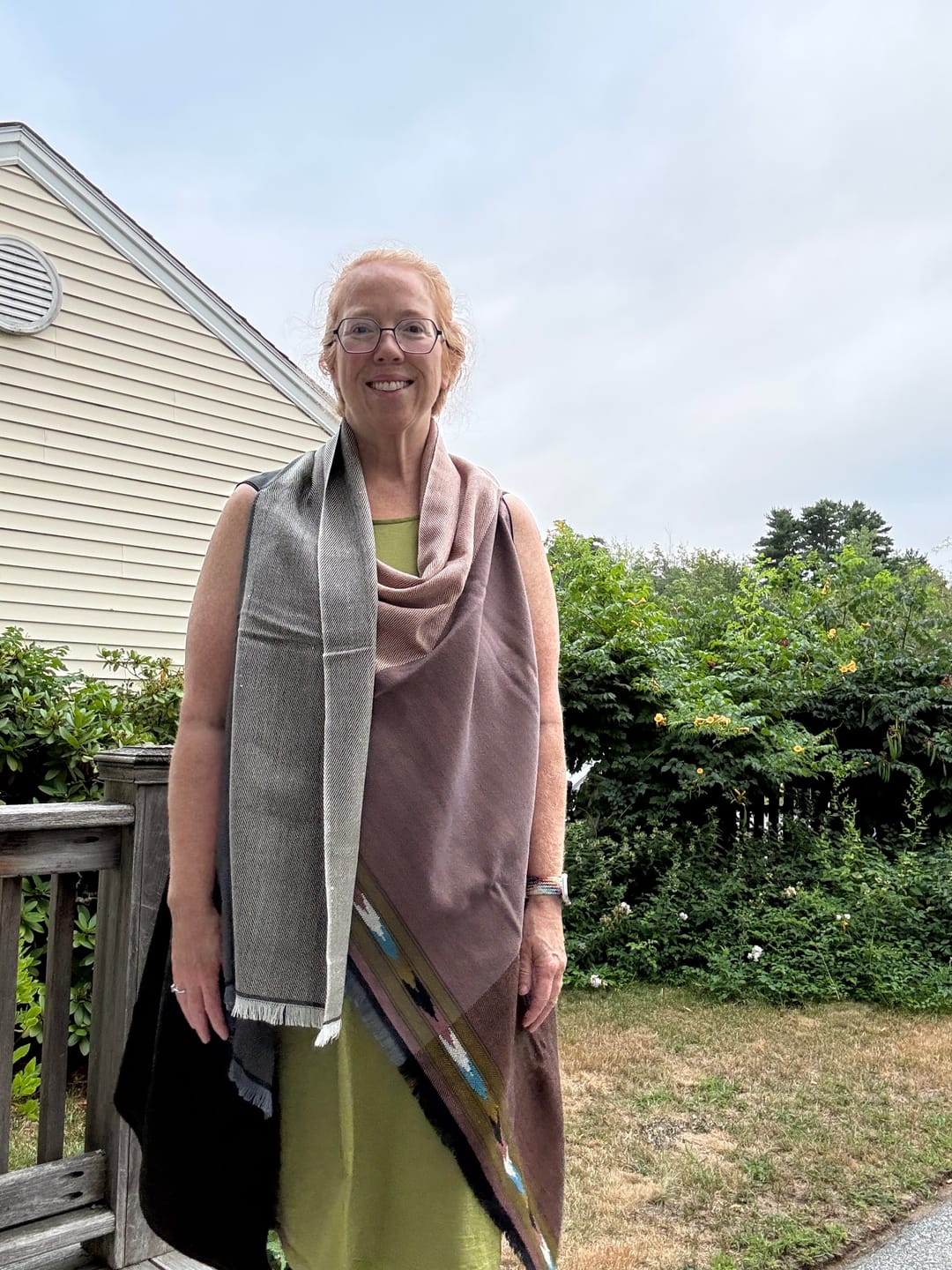 Customer photo review of NEW! Light Wool Cape Fusion Dusty Pink