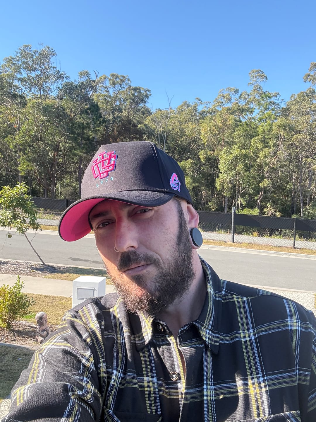 Customer photo review of [LIMITED EDITION] DEEP FIT LVCO x Geeup Water Resistant A-FRAME HAT
