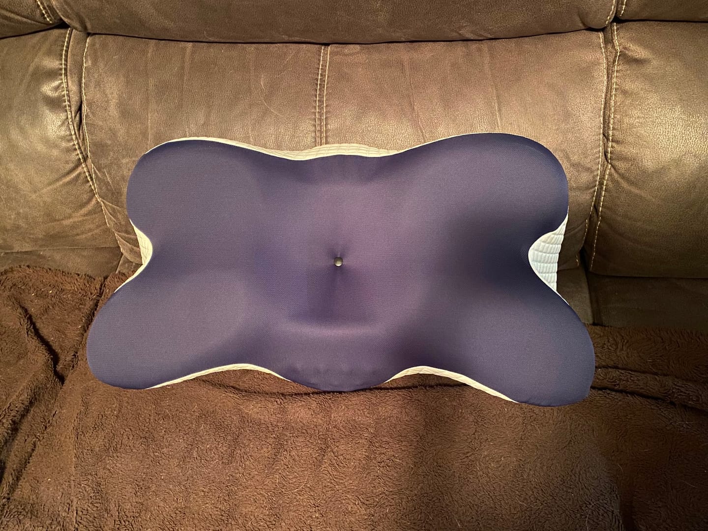 Customer photo review of NIVA Cervical Pillow® Almohada Cervical
