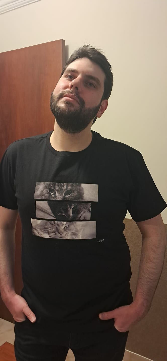Customer photo review of Camiseta Personalizada OLHARES DOS FILHOS (Até 6) - Algodão 100%