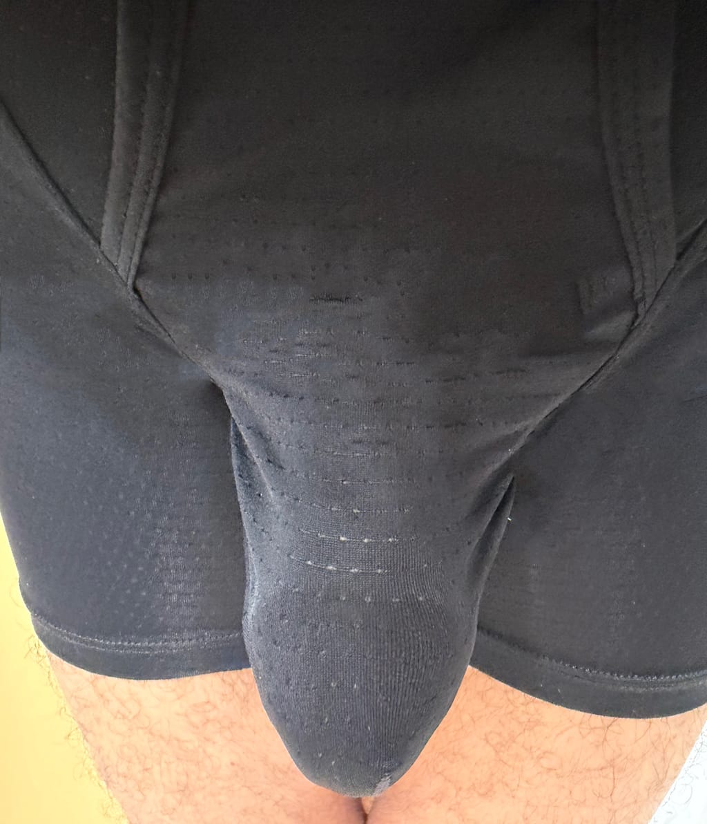 Customer photo review of Men's Cooling Separate Pouch Boxer Briefs Dual Pouch Underwear