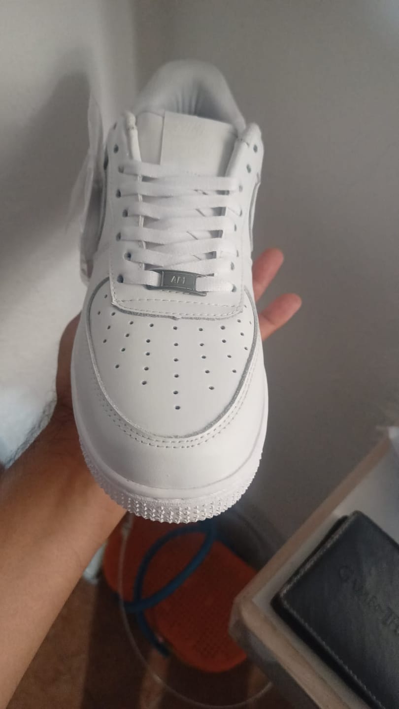 Customer photo review of Paq 6 Pares Tenis Air Force 1 Blanco Total Piel 1.1 25/28.5