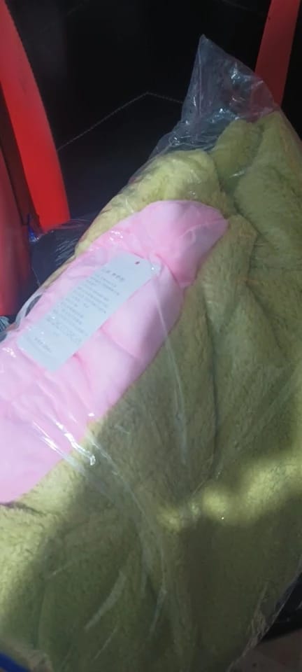 Customer photo review of MonsterNap™ – Pijama Monstruo Bocón de Una Pieza | Viral en TikTok | Adultos y Niños