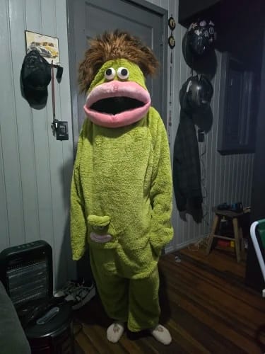 Customer photo review of MonsterNap™ – Pijama Monstruo Bocón de Una Pieza | Viral en TikTok | Adultos y Niños