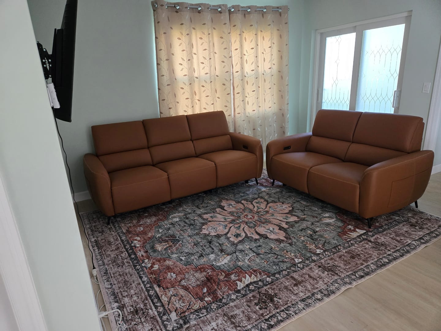 Customer photo review of AeroStretch Power Zero Wall Hugger Reclining Sofa with Drop Down Table Tray