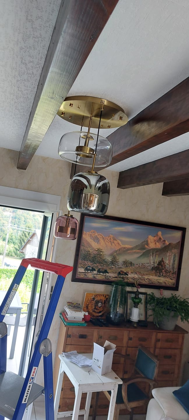 Customer photo review of Suspension moderne en verre teinté NOVA | 1 Suspension