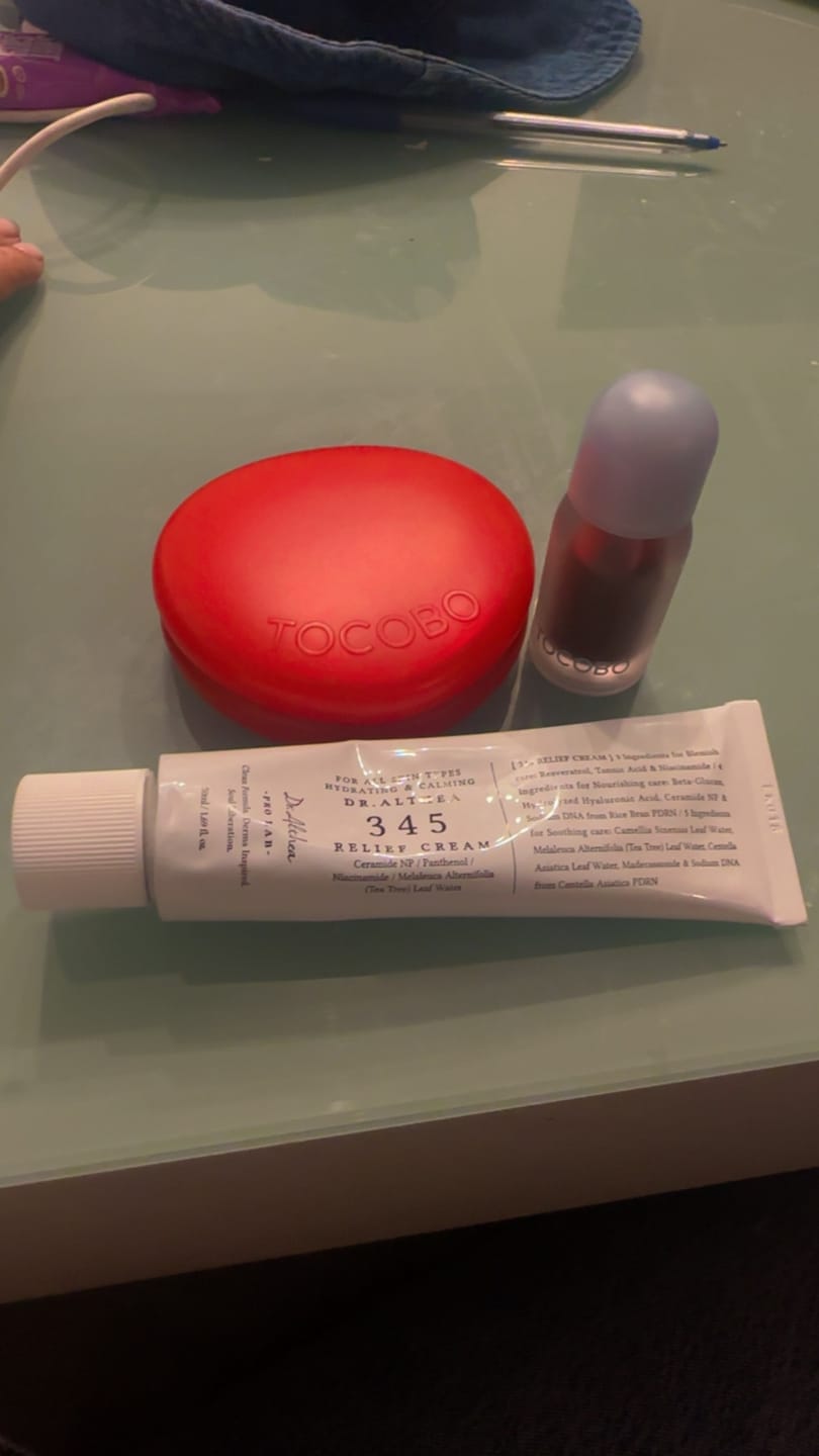 Customer photo review of TOCOBO - Juicy Berry Plumping Oil | Lip Gloss