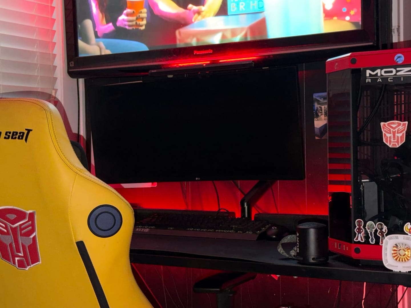 Customer photo review of 2-in-1 Laptop & Monitor Desk Mount