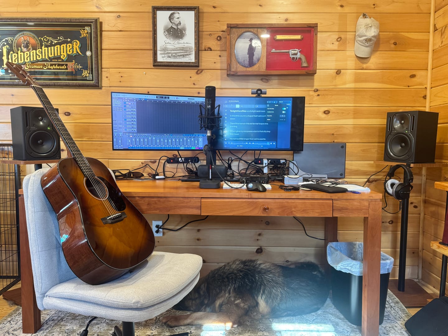 Customer photo review of Ascrono® MacBook Docking Station