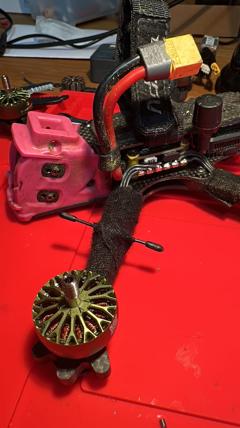 Customer photo review of it's 2306.5 1750KV Motor