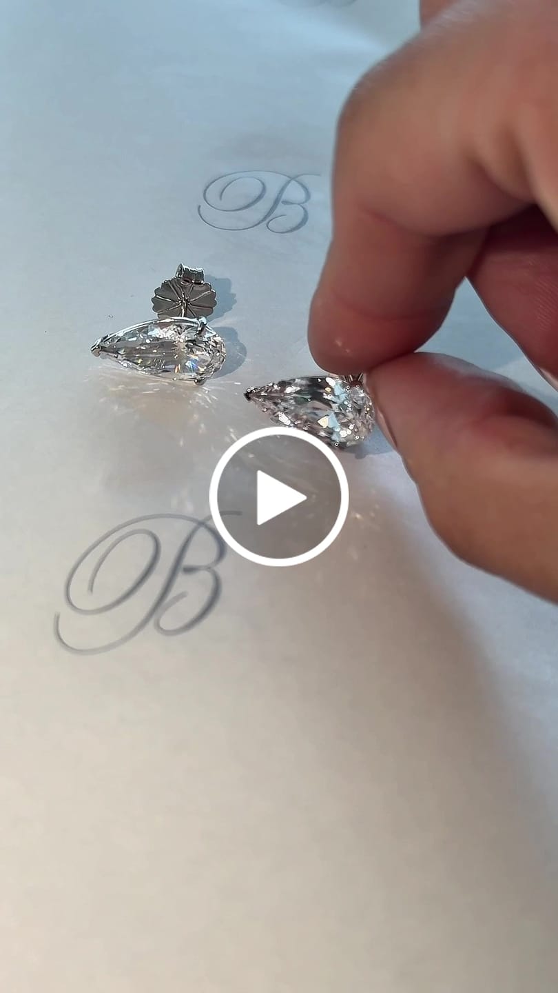 Customer video review of HAILEY STUDS - SILVER