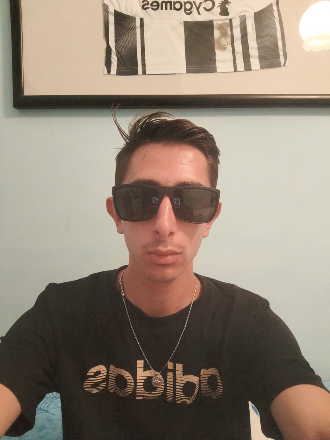 Customer photo review of Zenottic Sun Glasses Philip