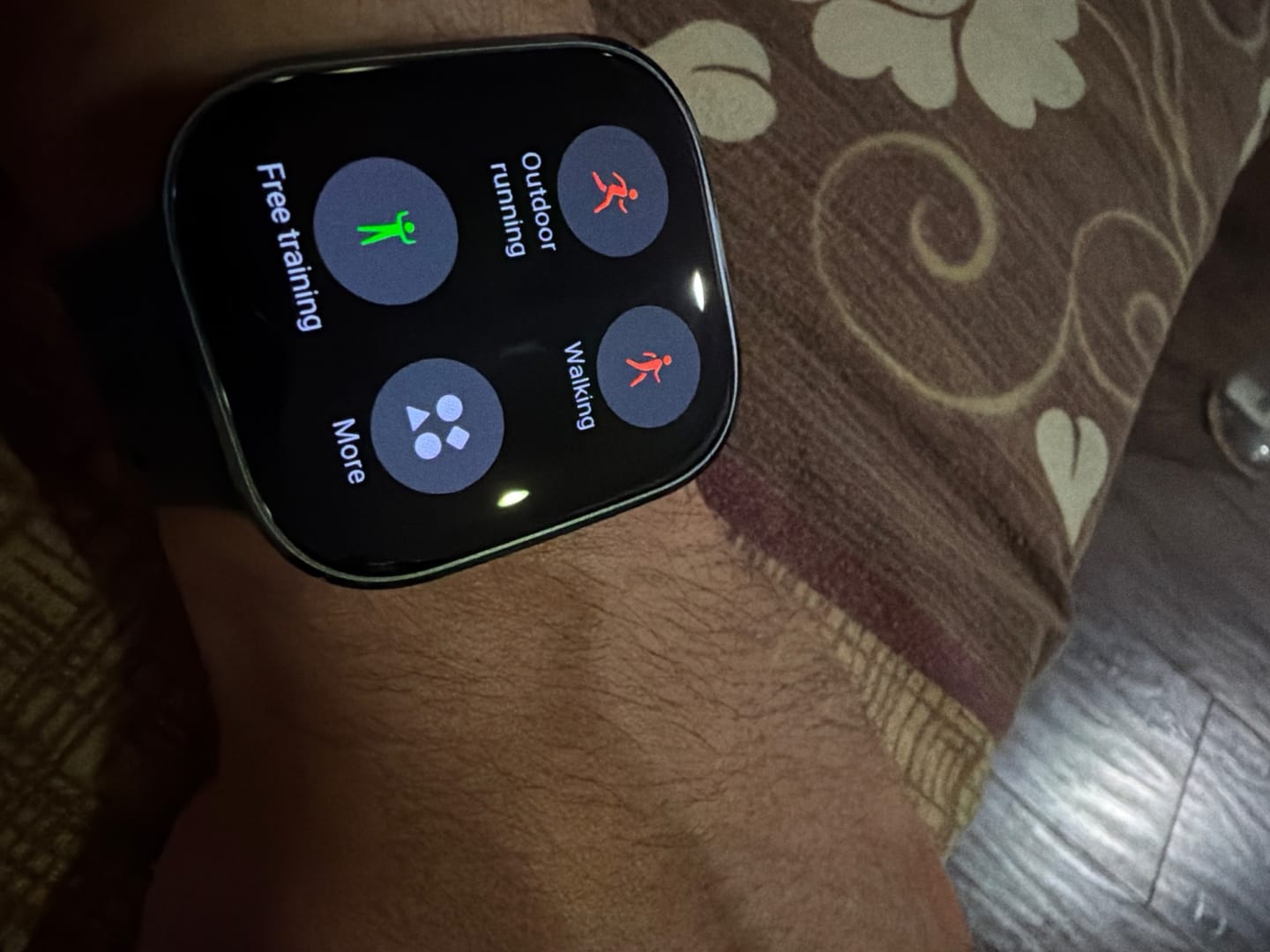 Customer photo review of Bip 6