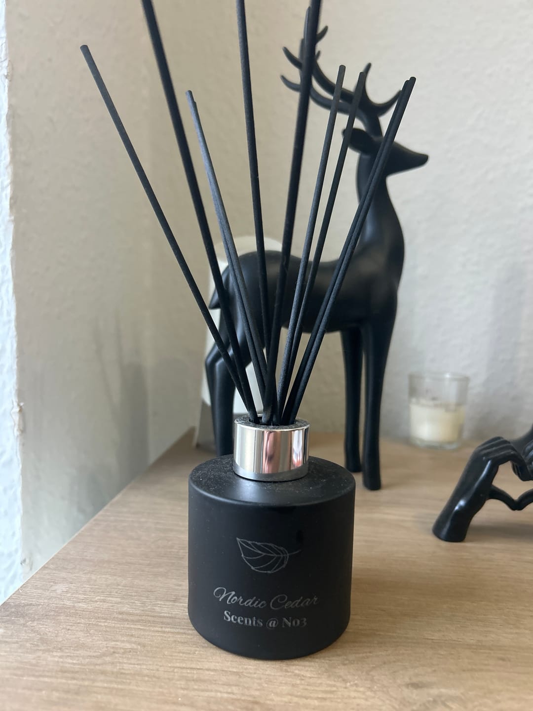Customer photo review of Nordic Cedar Reed Diffuser