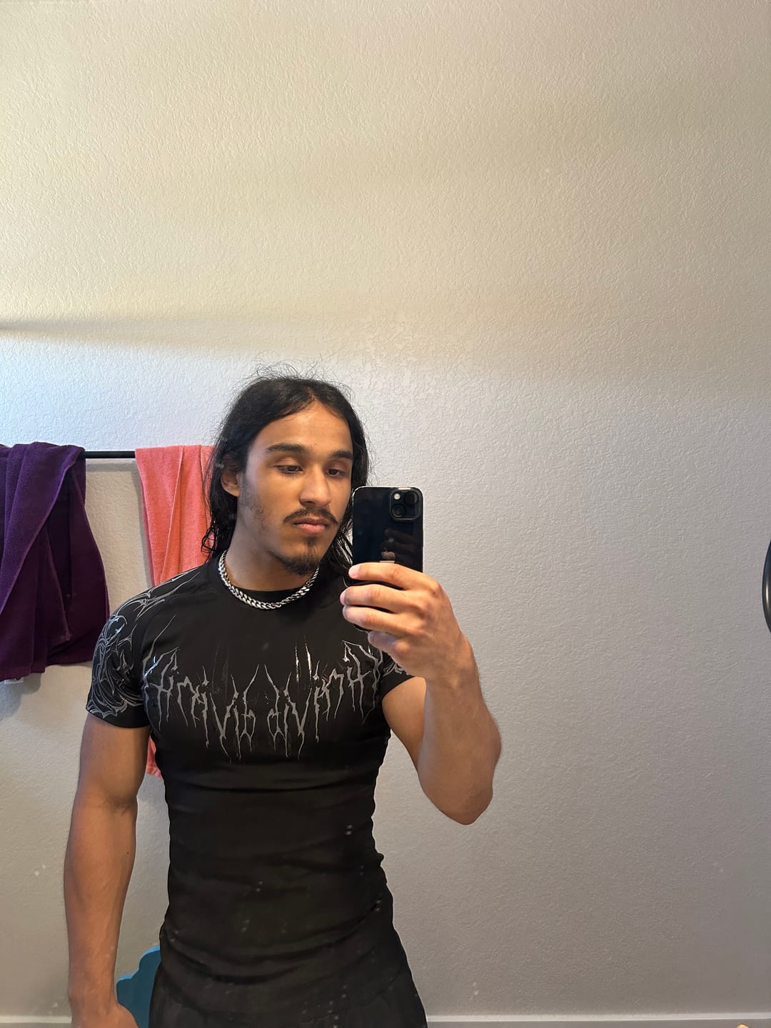 Customer photo review of Void Tech™ Venom Texture shortsleeve Compression [VOID BLACK]
