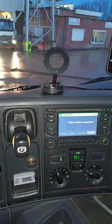 Customer photo review of Magnetic Phone Holder Foldable Design 360°