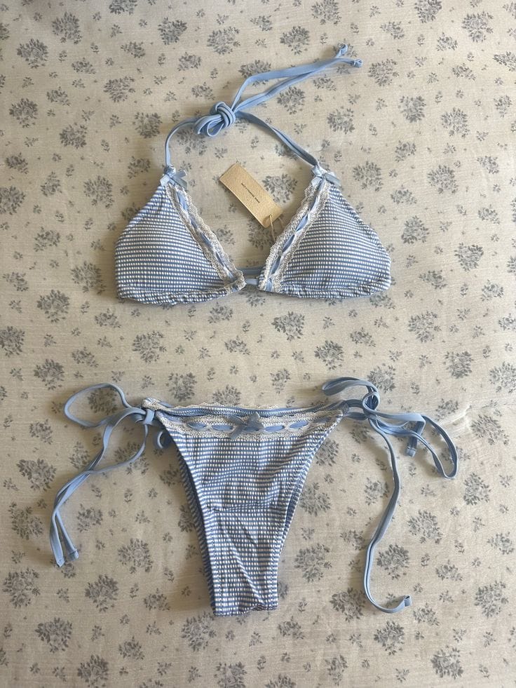 Customer photo review of Seamolly Striped Lace Trim Bowknot Decor Halter Triangle Tie Side Bikini Set