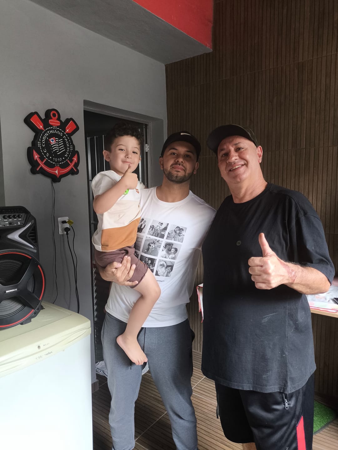 Customer photo review of Camiseta personalizada dia dos Pais - PAI PARA TODO MOMENTO - BRANCA - Algodão 100%