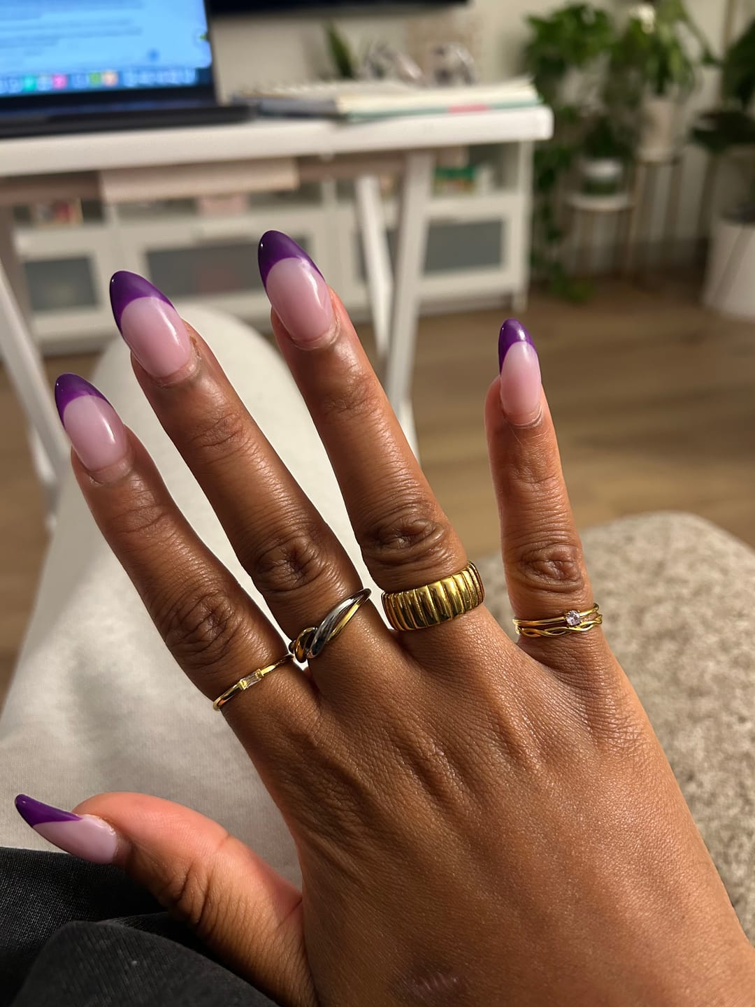 Customer photo review of Infinity 18K Gold Twist Ring