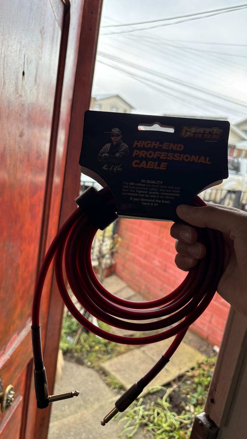 Customer photo review of Markbass Super Signal Cable de instrumento Con Ángulo 90°