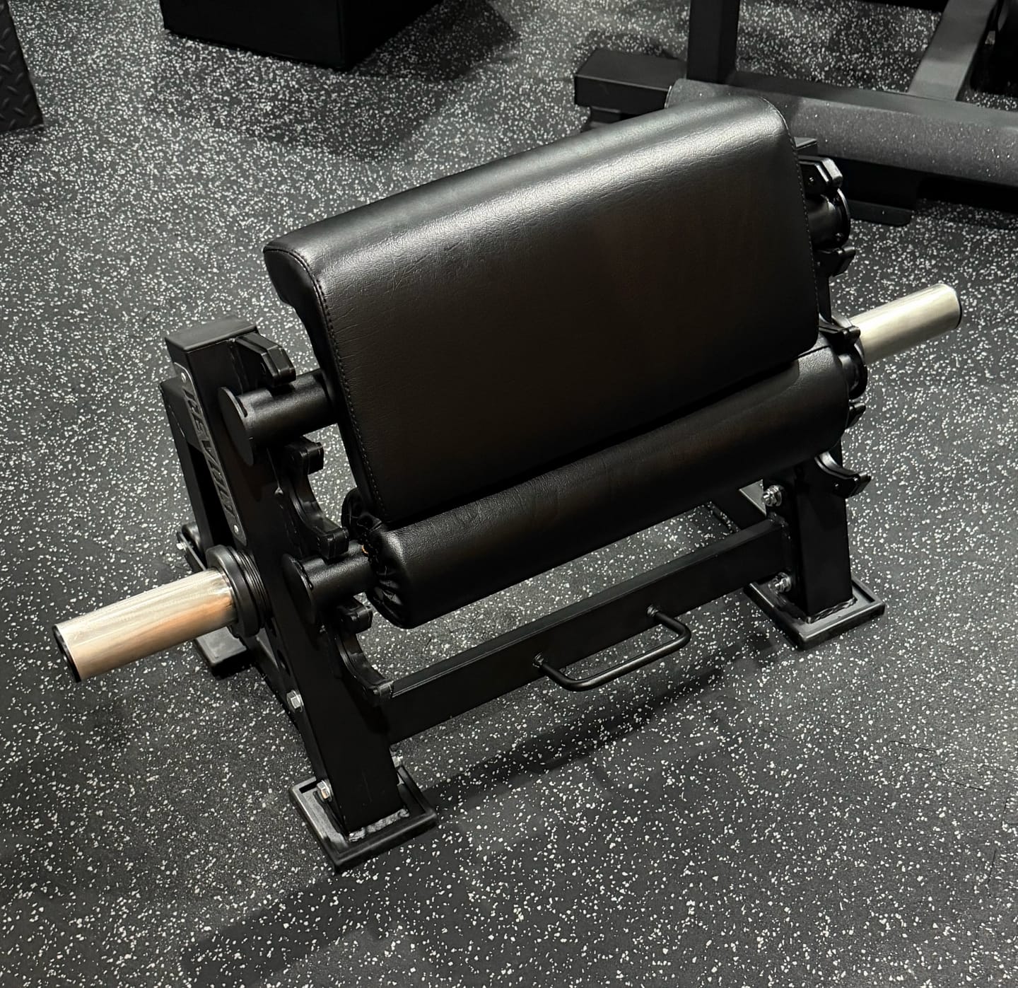 Customer photo review of Revolt Glute Builder Pro