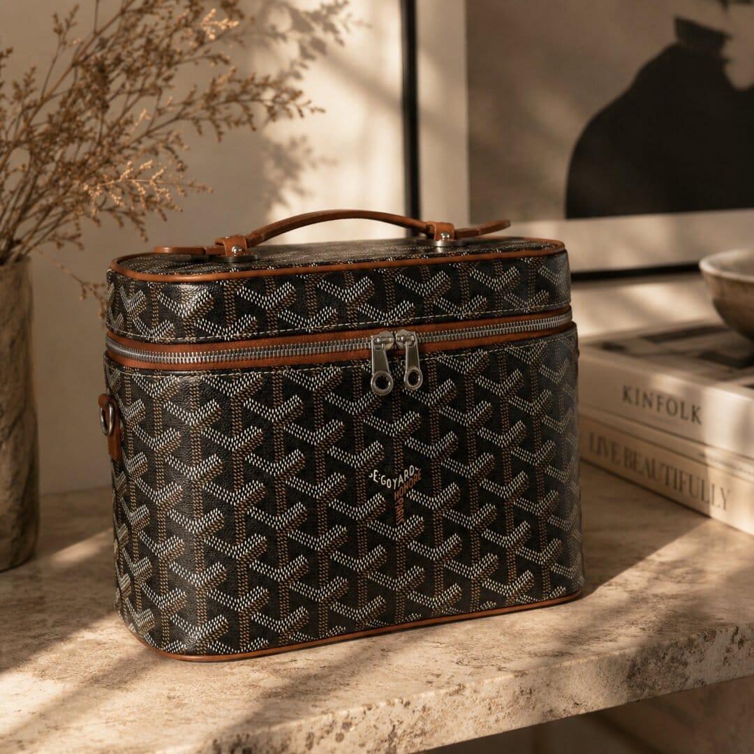 Customer photo review of Elegant Vanity Crossbody